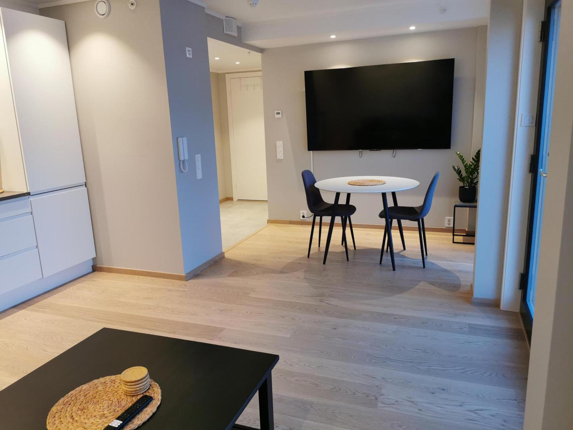 Center Apartment *